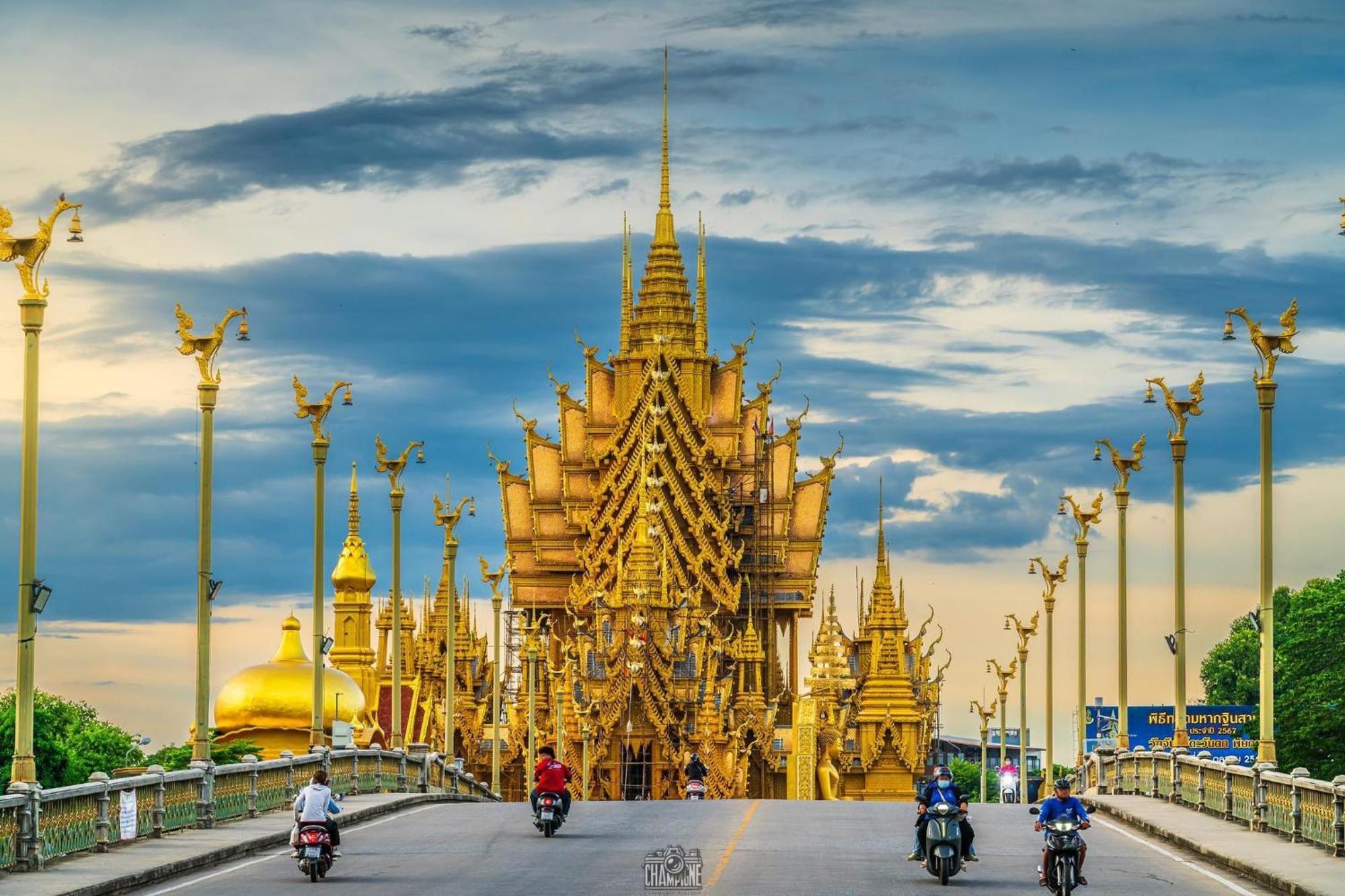 Hostelbed And Retreat Phitsanulok Εξωτερικό φωτογραφία