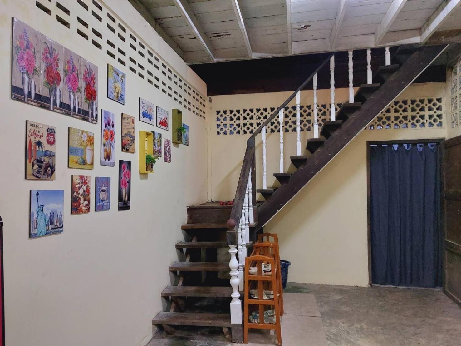 Hostelbed And Retreat Phitsanulok Εξωτερικό φωτογραφία