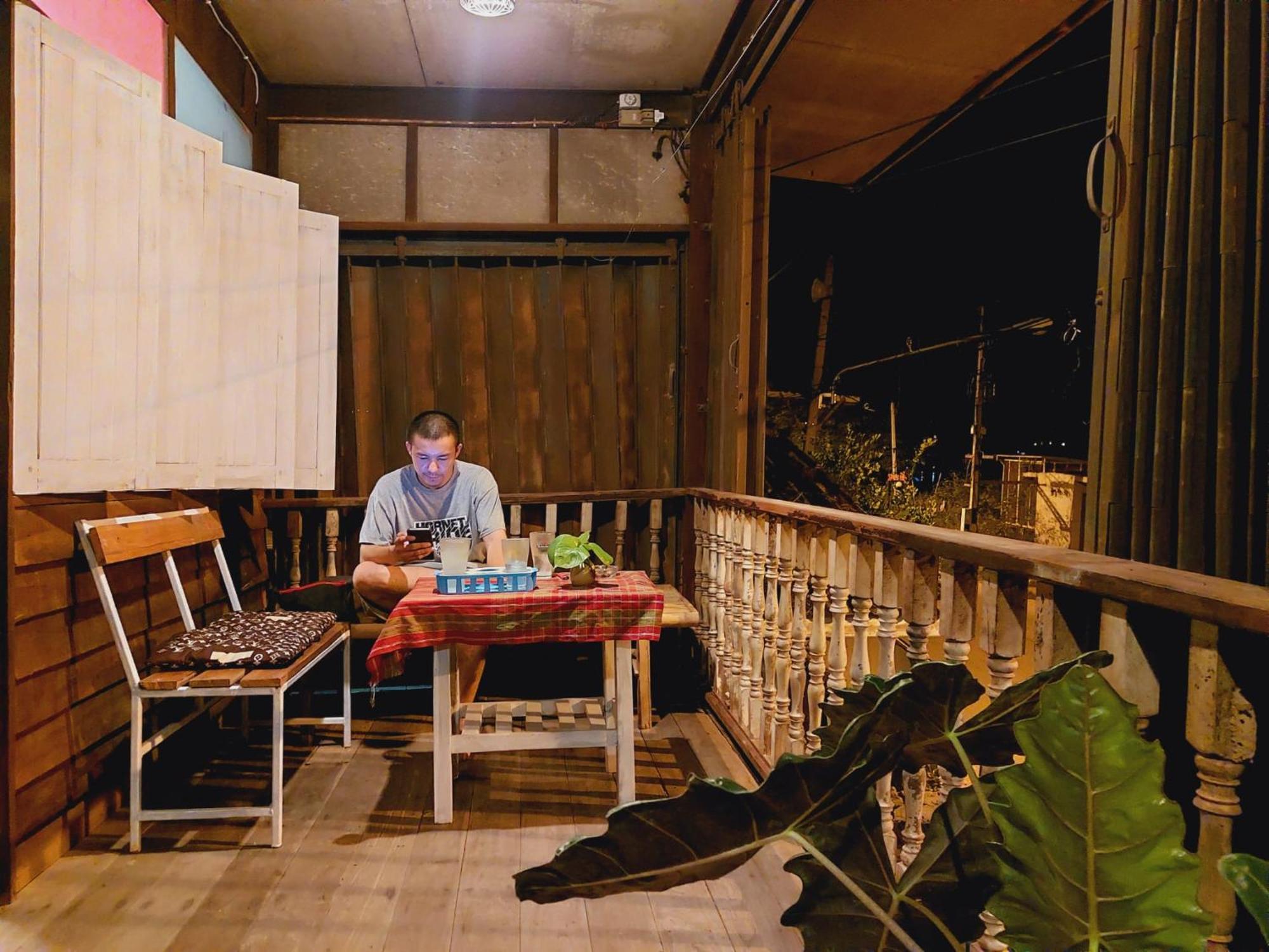 Hostelbed And Retreat Phitsanulok Εξωτερικό φωτογραφία